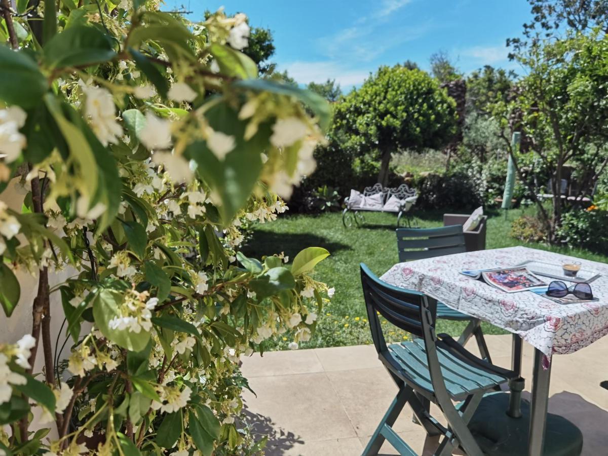 Il Giardino Di Tatiana Rooms & Breakfast La Maddalena  Exterior photo