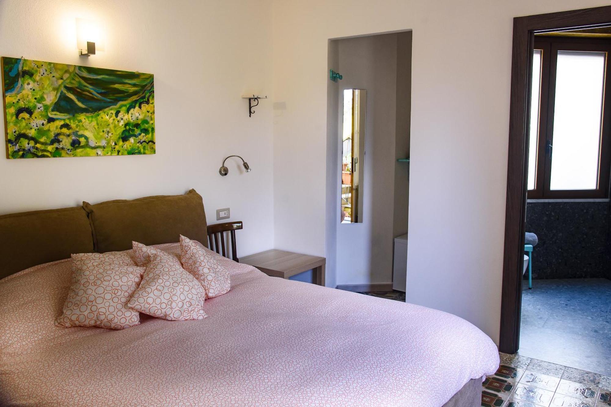 Il Giardino Di Tatiana Rooms & Breakfast La Maddalena  Exterior photo