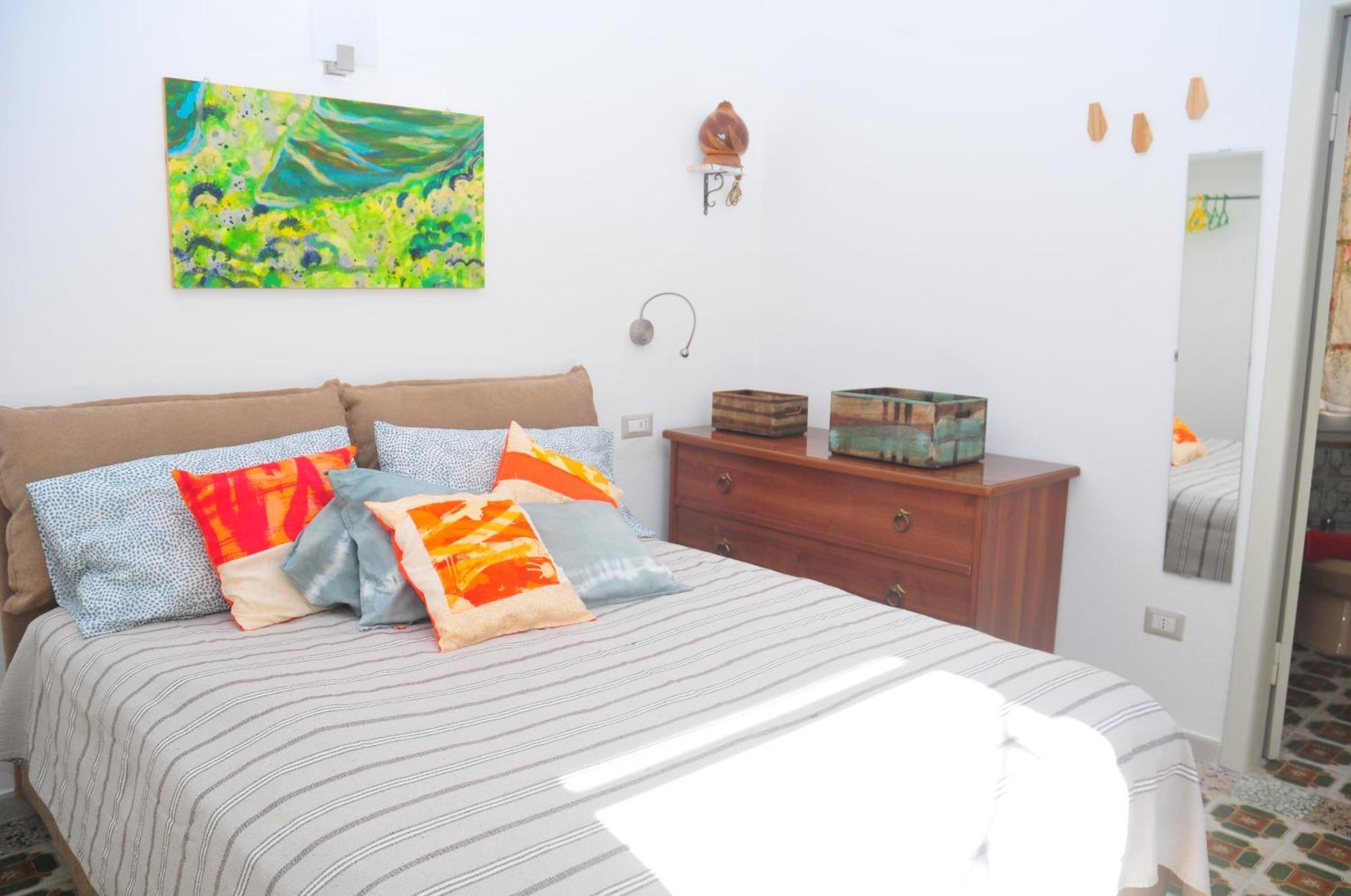 Il Giardino Di Tatiana Rooms & Breakfast La Maddalena  Room photo